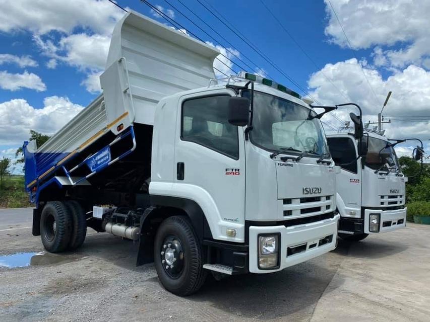 ส่งต่อรถบรรทุก 6 ล้อดั้มพ์ ISUZU FTR240