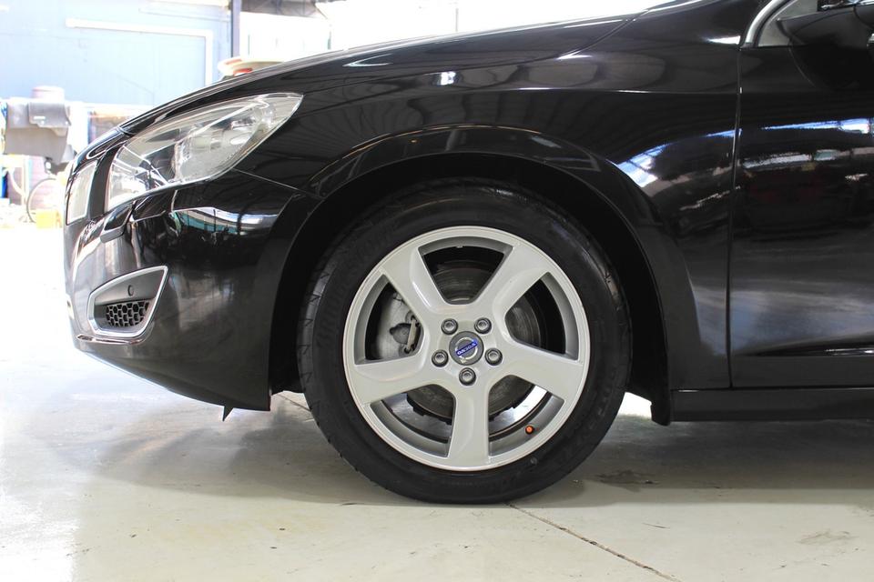 รหัสรถ JRS6700 Volvo V60 1.6 DRIVe Wagon ปี2013 7