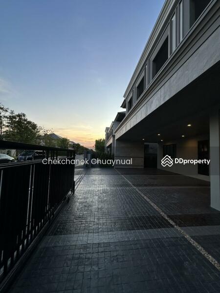 ขายคฤหาสน์หรู Grand Bangkok boulevard กรุงเทพกรีฑา 5 นอน 6 Type ใหญ่สุด ราคาถูกที่สุดในโครงการ น้ำ 45ลบ. 2