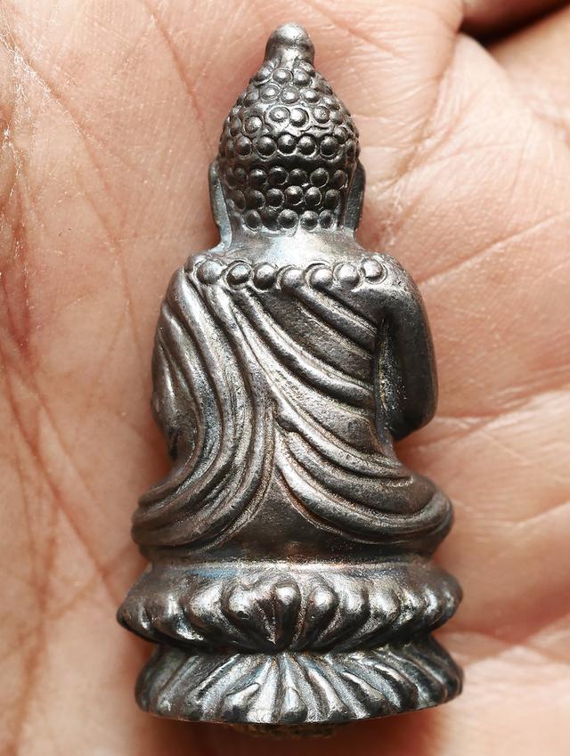 พระชัยวัฒน์หลวงปู่เอี่ยม วัดหนัง เนื้อสําฤทธิ์ ออกวัดอัปสรสวรรค์ (วัดหมู)...เก่าๆ 7