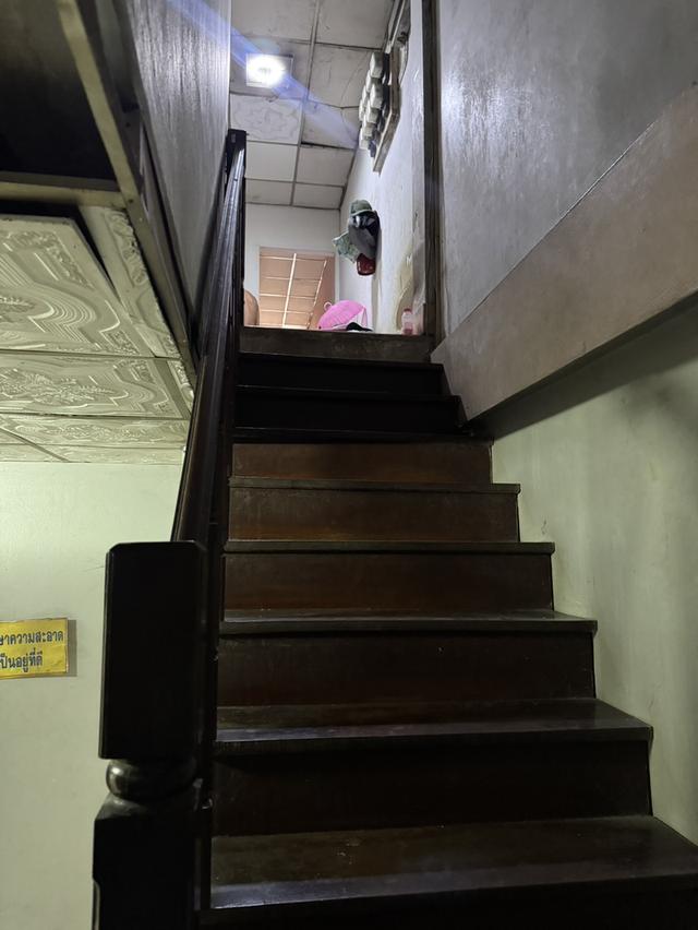 ทาวน์เฮ้าส์ 2 ชั้น ทำเลทอง ใจกลางตลาดสี่มุมเมือง เหมาะสำหรับนักลงทุน ปล่อยเช่าต่อได้ทันที มีรายได้สม่ำเสมอ 7