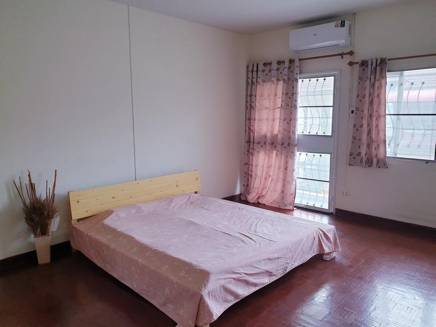 ให้เช่าบ้านทาวน์เฮ้าส์ 2