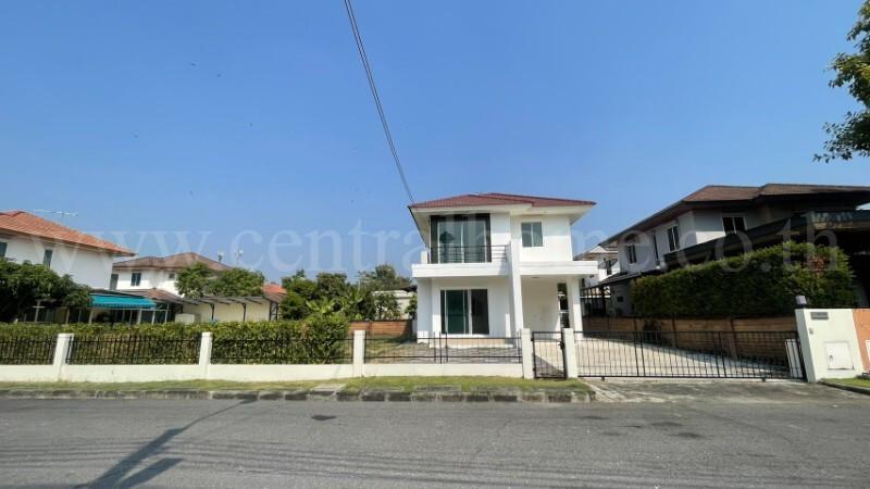 บ้านเดี่ยว ฮาบิเที​ย​ ปัญญา​อิ​น​ท​รา​ 1 พื้นที่กว้าง 117 ตร.วา บ้านสวย พร้อมอยู่ 20