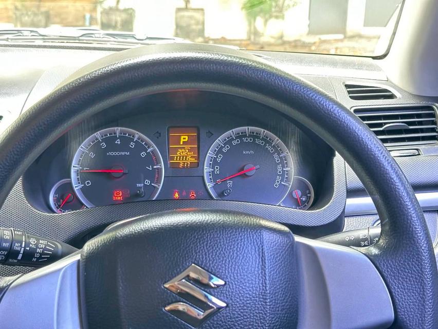 Suzuki Swift GL 1.25L CVT สีแดง ปี 2015 (แท้) 15