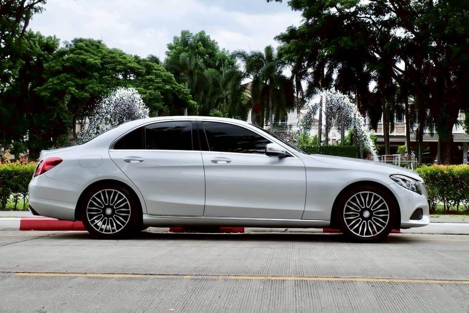 รหัสรถ PR8245 Mercedes Benz C350e Exclusive ปี 2017 8