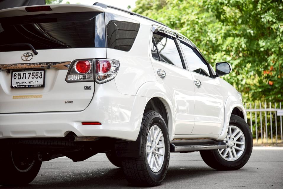รหัสรถ CBL7553 TOYOTA FORTUNER 3.0 V AT 2012