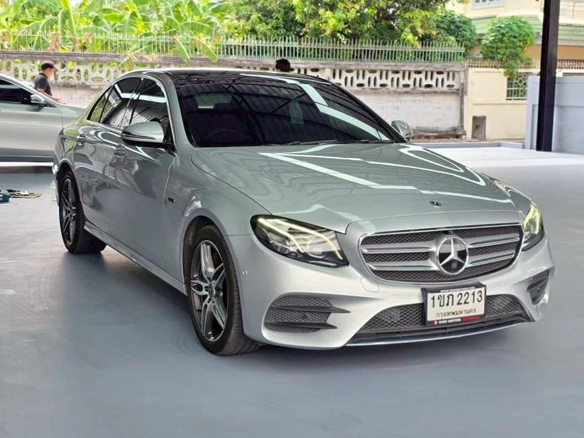 รหัสรถ WMT2113 BENZ E300e AMG Dynamic Facelift ปี 2021 รูปที่ 3