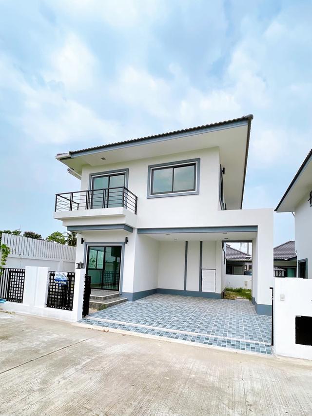 🏡 ให้เช่าบ้านเดี่ยวสองชั้น ทำเลดี ใกล้ตลาดและห้างสรรพสินค้า เดินทางสะดวก 1