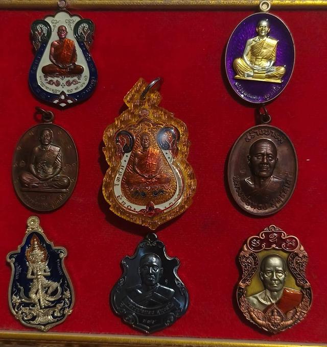 หลวงพ่อพัฒน์ หลวงพ่อทอง หลวงปู่บุญมา รูปย่อยที่ 4