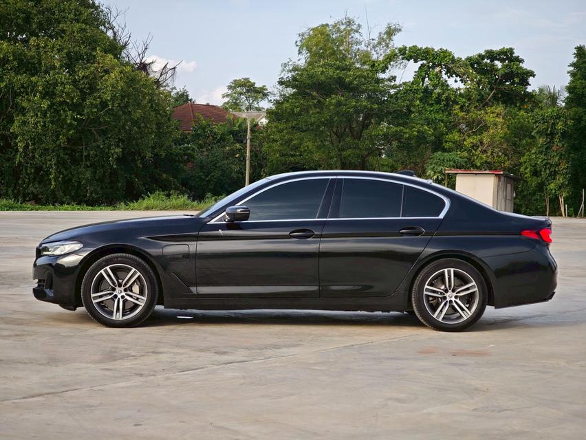 BMW 530e Elite G30 LCI 2022 เลขไมล์ 49,000 km.