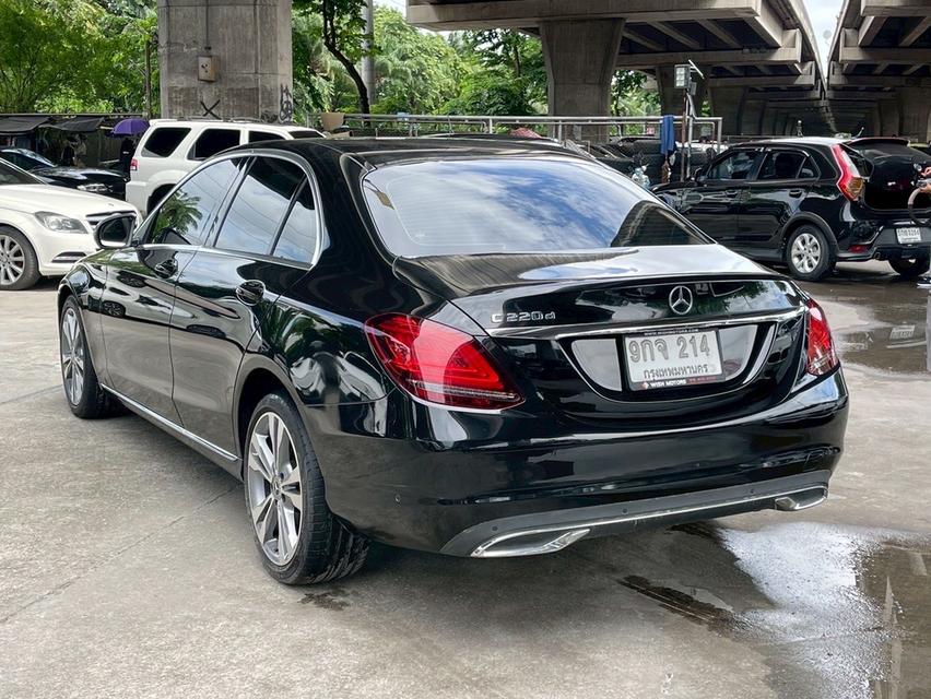 รหัสรถ WMT214 BENZ C220D Avantgarde ปี 2019