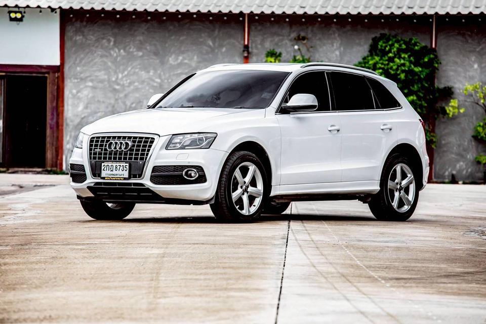 AUDI Q5 2.0T FSI Quattro ซันรูฟ 2012 รถสวยดูแลถีง 7