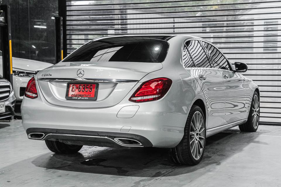 รหัสรถ 67GG8359 BENZ C350e W205 AMG  Plug-in Hybrid ปี 2016 12