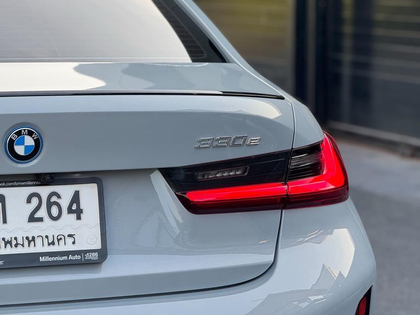 BMW 330e M Sport LCI ปี 2023 รูปย่อยที่ 4