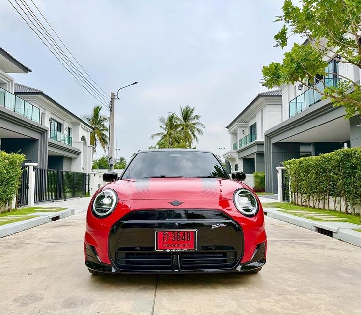 รหัสรถ AP3648 🔥🔥รถป้ายแดงเข้าใหม่ (MINI JCW ELectric)