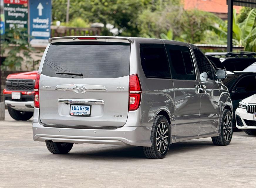 ขาย Hyundai H1 2.5Deluxe ปี18