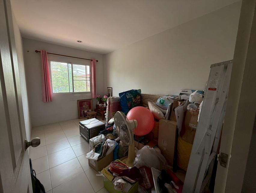 หมู่บ้านสุขสำราญ ลีฟวิ่ง (ประชาอุทิศ 90) ถนน รพช.ประชาอุทิศ  ต.คลองบ้านสวน อ.พระสมุทรเจดีย์ จ.สมุทรปราการ 17