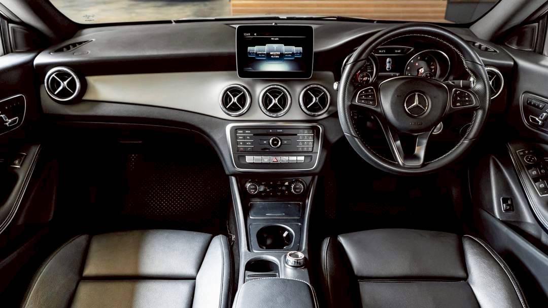 รหัสรถ BAC8283 🚗💨 Mercedes-Benz CLA200 Urban Facelift ปี 2017 ⚪ สีขาว  6
