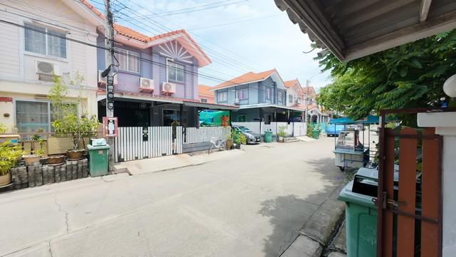 บ้านแฝดพฤกษา34/2 ราคาสุดคุ้ม อยู่ในแหล่งชุมชม เพื่อนบ้านเป็นมิตร สังคมดี เดินทางเข้าออกสะดวก 2