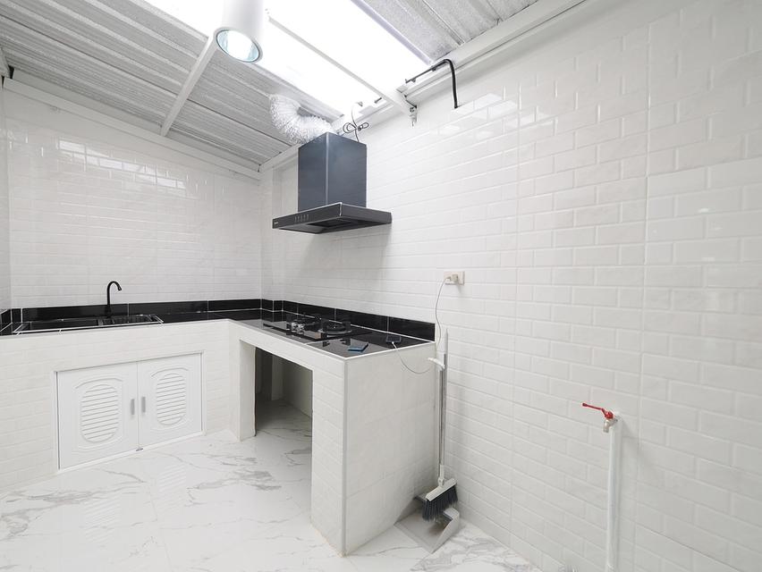 ขายทาวน์เฮ้าส์ 2 ชั้น ม.พรร่มเย็นวิลล่า ขนาด 20 ตร.ว. 3นอน 2น้ำ [ลำลูกกา11-เสมาฟ้าคราม] ขาย 1.38 ล้าน 11