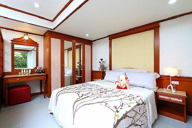 อพาร์ทเมนท์ 9 ชั้น รัชดา1-7 ขาย MRT พระรามเก้า 900 ม. เซ็นทรัล พระราม9 760ม. 122ตร.วา. 2916 ตร.ม.63 ห้อง ตลาดห้วยขวาง 1. 5