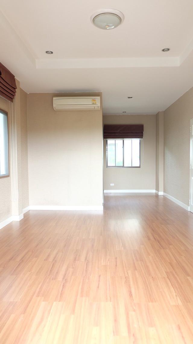 ขายบ้านเดี่ยว 2 ชั้น เศรษฐสิริ ซอยราชวินิต ติดเมกา บางนา  9