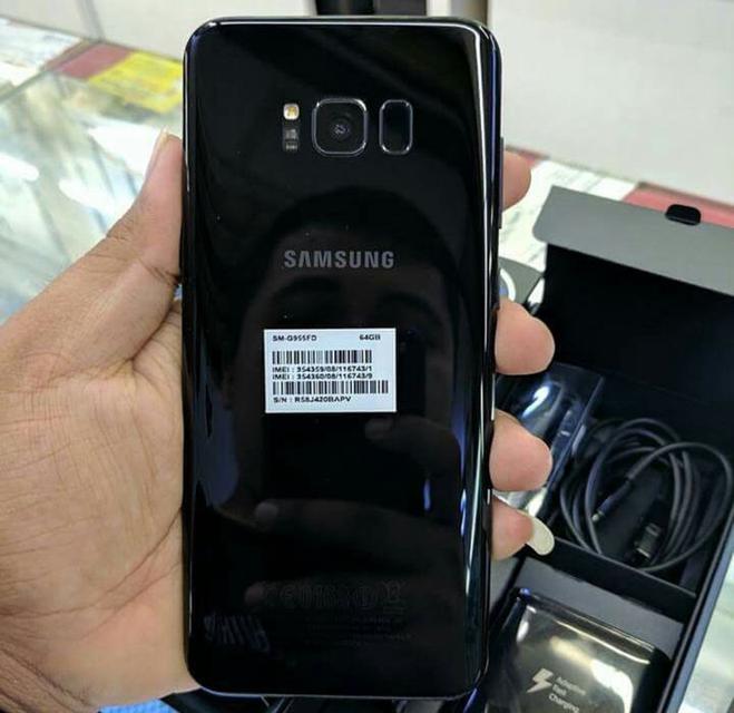 Samsung Galaxy S8 อุปกรณ์ครบกล่อง