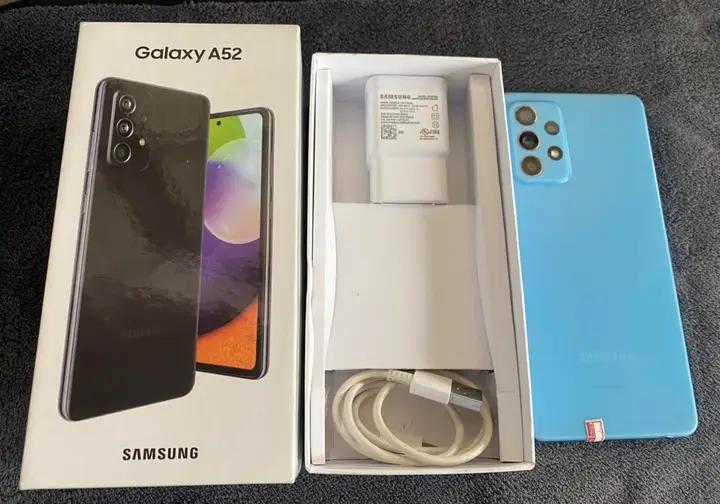 ส่งต่อเครื่องสวยราคาดี  Samsung Galaxy A52 2