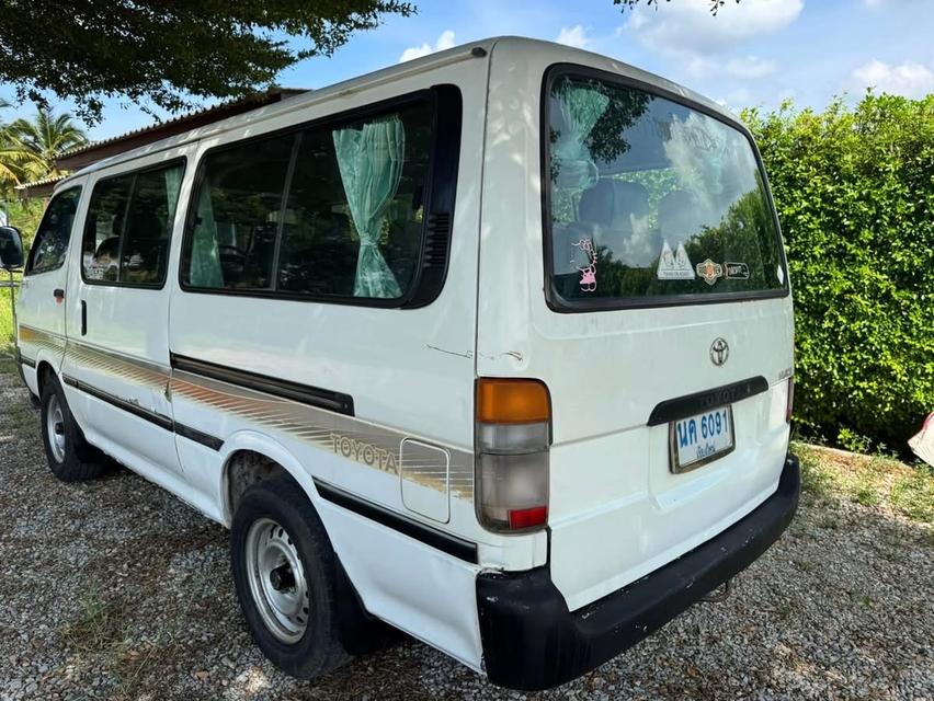 Toyota Hiace ปี 1999 3