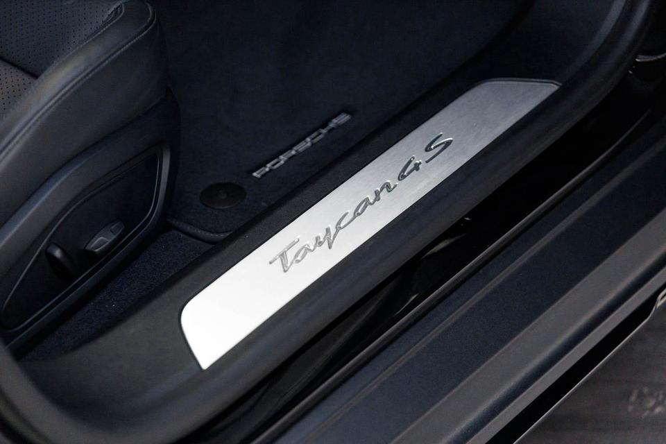 Porsche Taycan 4S Tourismo 2023 รถสวยพร้อมใช้งาน รถ AAS มีวารันตีศูนย์ รูปที่ 19