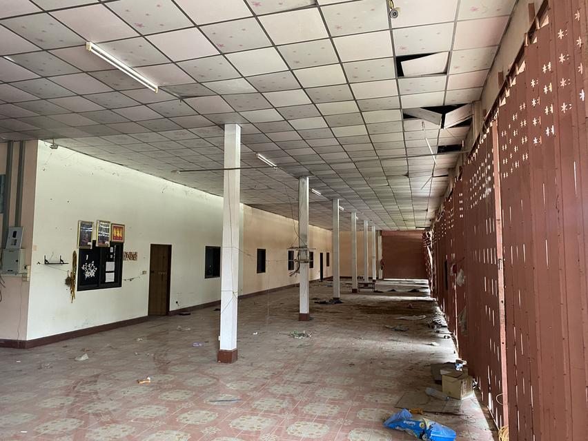 ขายที่ดินพร้อมสิ่งปลูกสร้าง 10