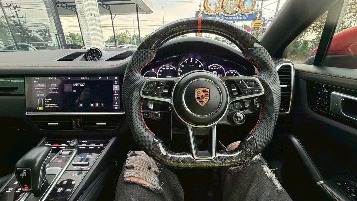 Porsche Cayenne Coupe E-Hybrid 2020 สีส้ม Lava Orange รูปที่ 9