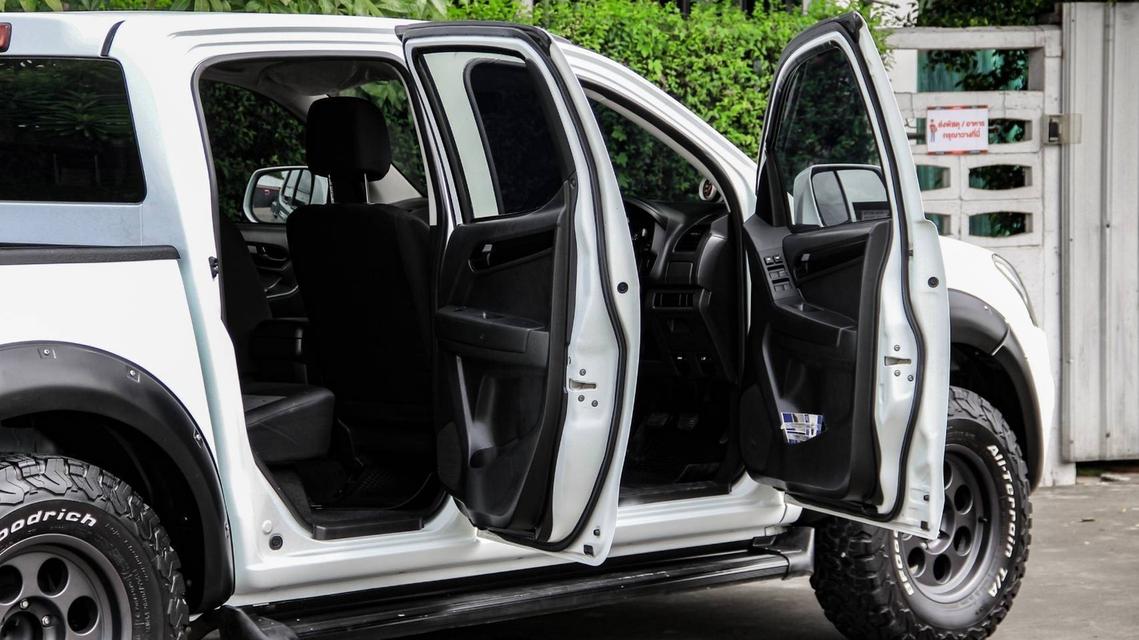 ISUZU DMAX CAB-4 1.9 Ddi S ปี 2018 โฉม CAB-4 ปัจจุบัน เกียร์ ธรรมดา สีขาว ดีเซล ไมล์เพียง 140,804 km. 9