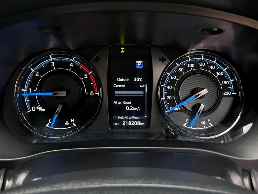 TOYOTA HILUX REVO DOUBLE CAB 2.8 4WD ROCCO ปี 2022 AUTO 4X4 สภาพนางฟ้า 14