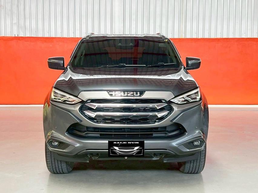 Isuzu MU-X 3.0 ULTIMATE 4WD A/T 2022