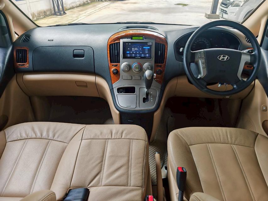 2015 HYUNDAI H1 ELITE 2.5 12