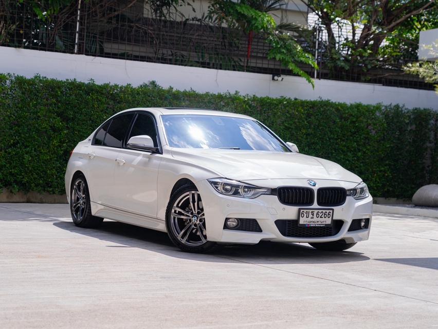 BMW 330e M SPORT | ปี 2017 (พร้อมทะเบียนสวย)มือสอง