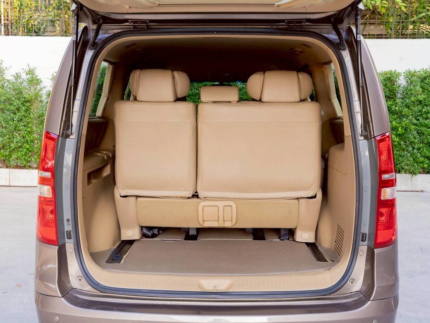 Hyundai H1 Grand Starex VIP ปี 2016 ประกันเครื่องเกียร์3ปี 30,000 km. 10