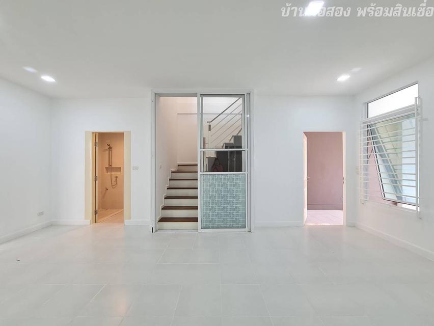 ขายด่วน หมู่บ้านฮาบิเทีย เลียบคลองสอง 11