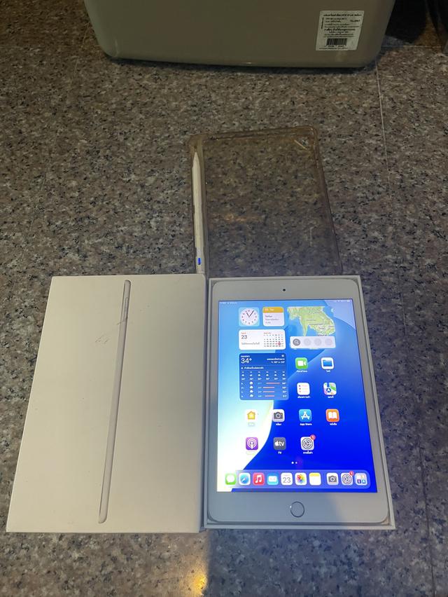 ขายiPadMini5สีหายากSilver64กิ๊กWifi Celluer ใส่ซิมได้แถมปากกาใช้งานดีทุกๆฟังชั่นสูนTrueถูกๆ