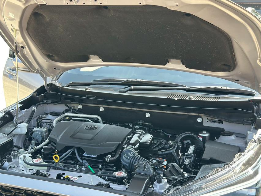 รหัสรถ PAT7146 Toyota Yaris Cross 1.5 Premium 2024 สีเทา รูปที่ 17