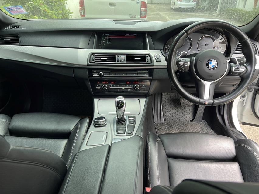 BMW 528i M Sport LCI F10 13