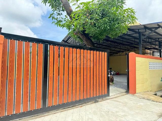 ให้เช่าบ้าน 2 ชั้น 76 ตรว 3 ห้องนอน หมู่บ้านสินพัฒนาธานี ถนนประชานิเวศน์ 1 ประชาชื่น ติดตลาดบองมาร์เช่ 8