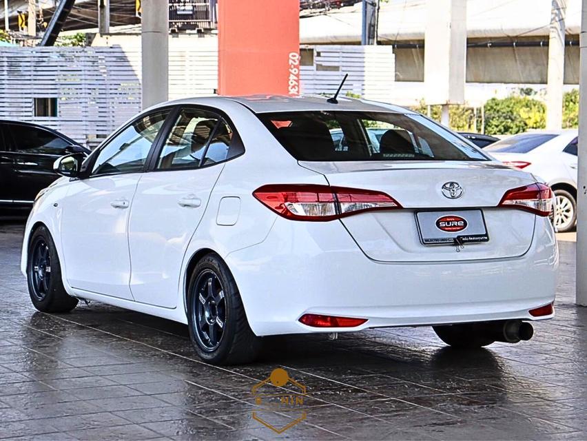 รถยนต์ toyota 4