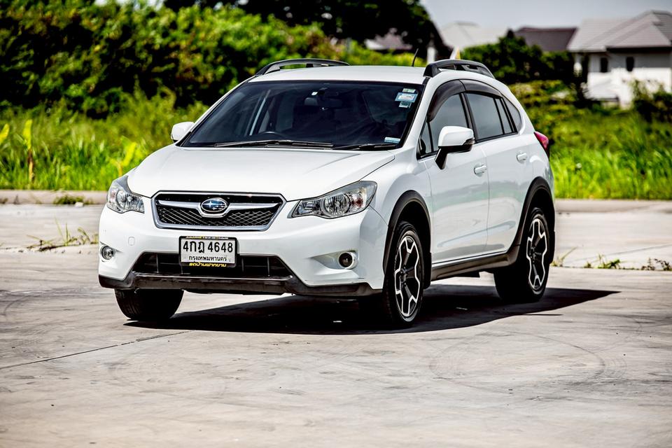 Subaru Xv 2.0 AWD สีขาว ปี 2013