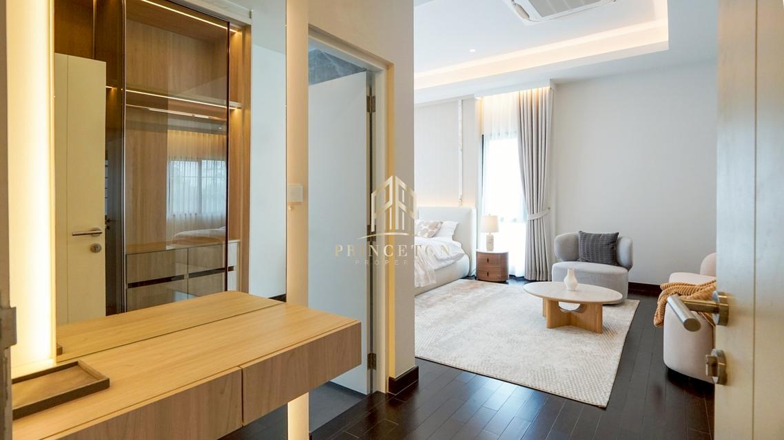 Luxury House For Sale or Rent The City Bangna 2 14