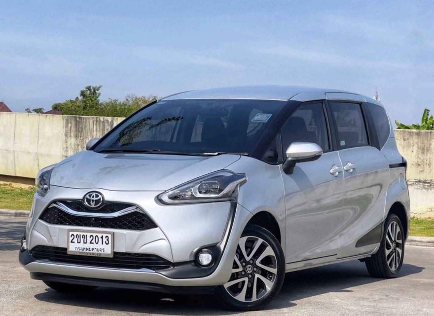 TOYOTA SIENTA ปี 2021 รถสวยใช้งานน้อย