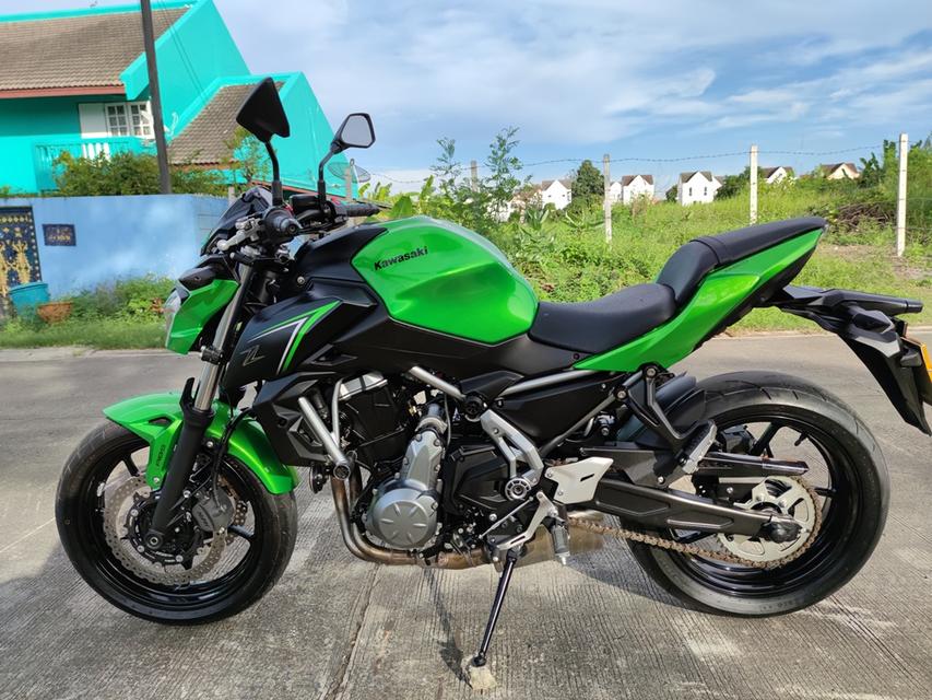 ใช้เพียง 1 พัน km. ไมล์แท้  Kawasaki Z650 ใหม่มากค้ะ  6