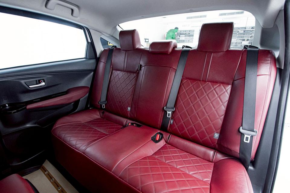 รหัสรถ  1D541 YARIS ATIV 1.2 PREMIUM LUXURY 2023 6