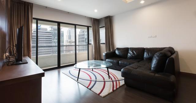 Sathon Gardens Condo near BTS Saladaeng and MRT Lumpini 1